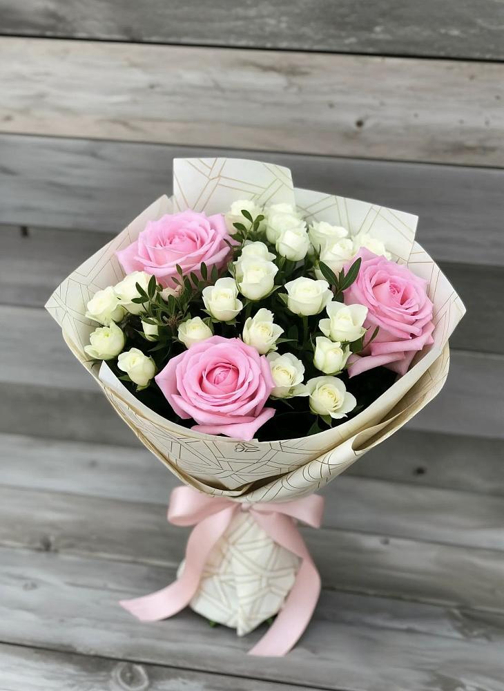 Букет цветов из: Розы в Тереке