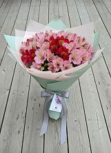 Букет цветов из:  Альстромерии в Тереке