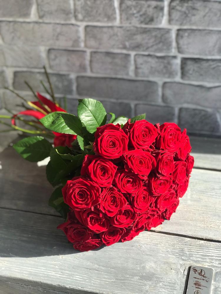 Букет Красные розы Фридом в Тереке