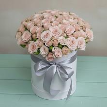 Цветочная композиция из Розы в шляпной коробке в Тереке