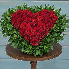 Цветочная композиция из Розы в виде сердца #REPLACE_PRED# Тереке