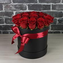 Цветочная композиция из Розы в шляпной коробке в Тереке