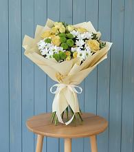 Букет цветов из:  Хризантемы и Розы в Тереке