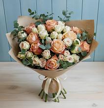 Букет цветов из:  Альстромерии и Розы в Тереке