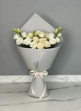 Букет цветов из:  Розы и Лизиантусы в Тереке